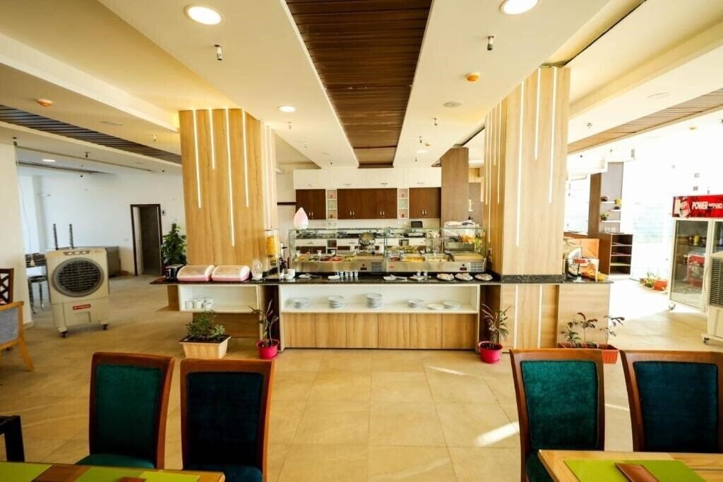 Imaginea Shellghada Hotel & Beach (ex. Sea Shell Hotel) 4*