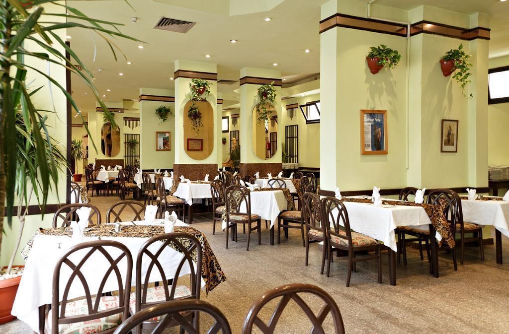 Imaginea Empire Hotel Aqua Park 3*