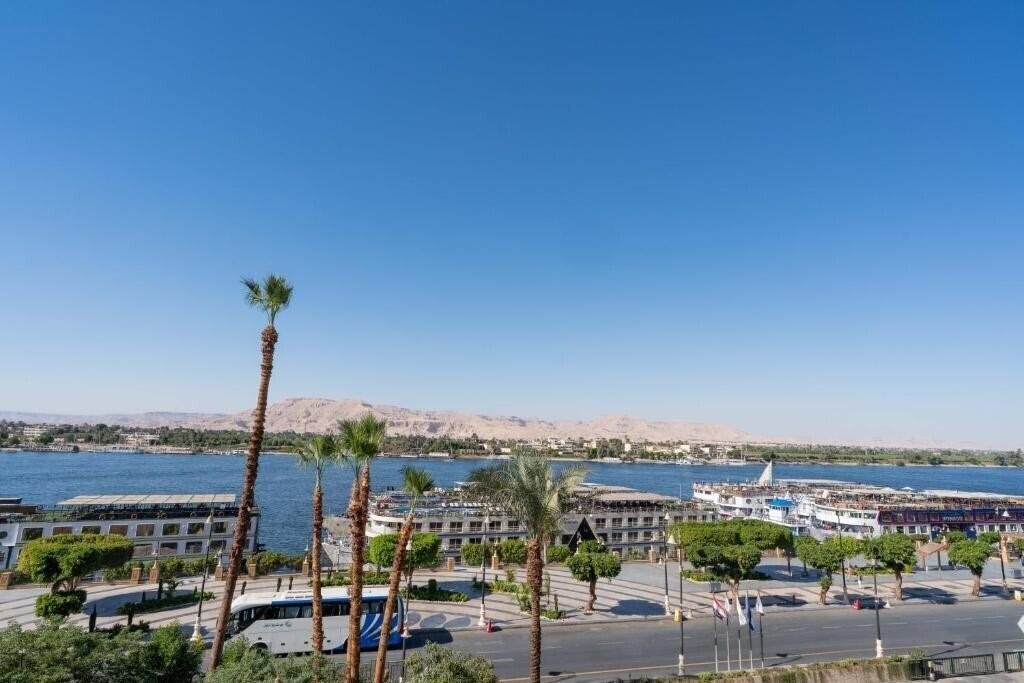 Hotel Aracan Eatabe Luxor Hotel 4*