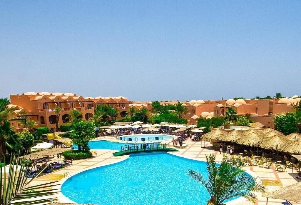 Imaginea Jaz Makadi Oasis Resort & Club 5*