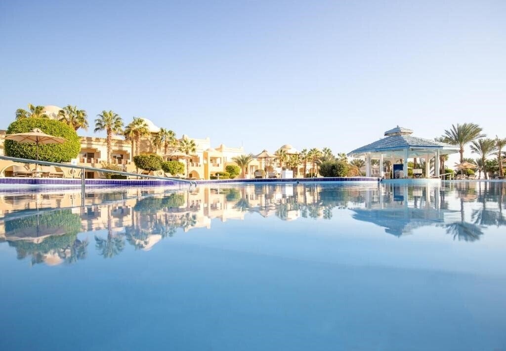 Картинка Serenity Alpha Beach (ex. Serenity Makadi Beach) 5*
