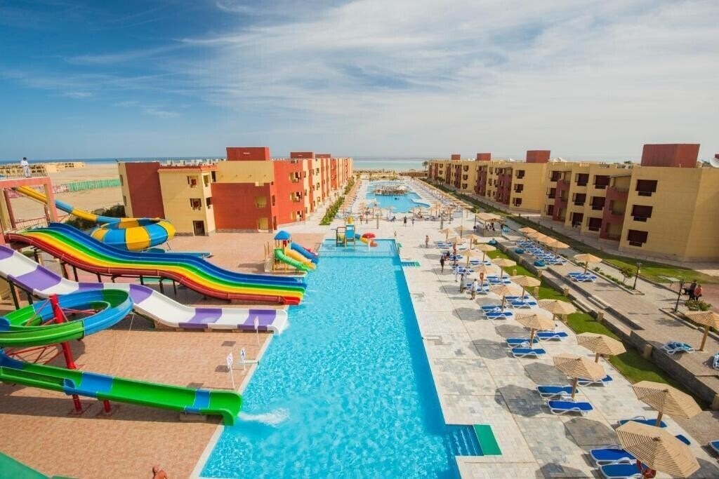 Fotografie Casa Mare Resort (ex. Royal Tulip Beach Resort ) 5*