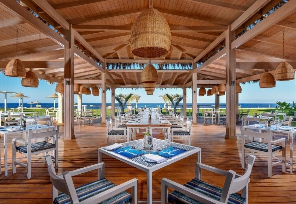 Изображение Jaz Maraya Resort 5*