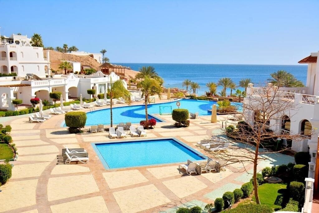 Hotel Continental Plaza Beach Resort (ex. Intercontinental Sharm El Sheikh, Continental Plaza Beach Resort & Aqua Park) 4*