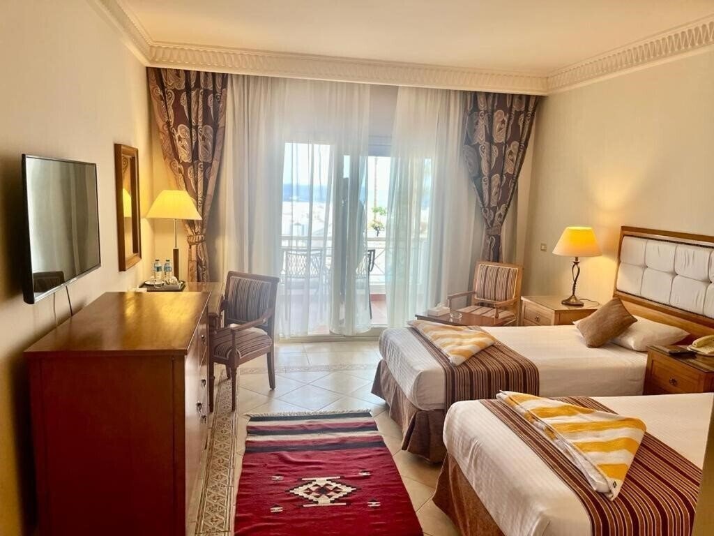 Fotografie Continental Plaza Beach Resort (ex. Intercontinental Sharm El Sheikh, Continental Plaza Beach Resort & Aqua Park) 4*