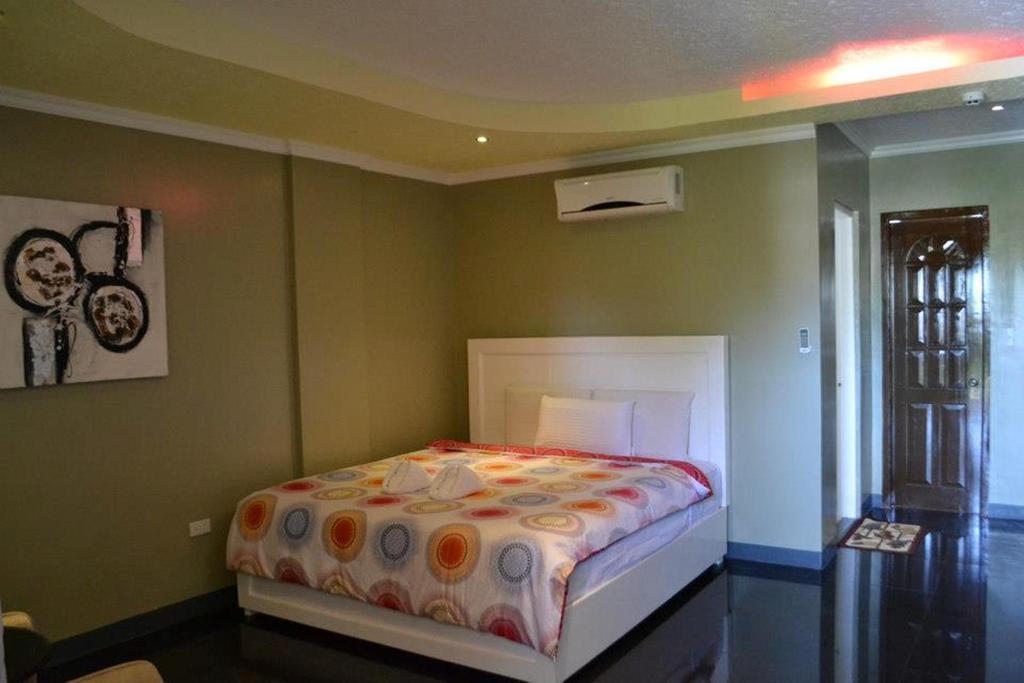 Imaginea Bamboo Beach Resort & Restaurant 3*