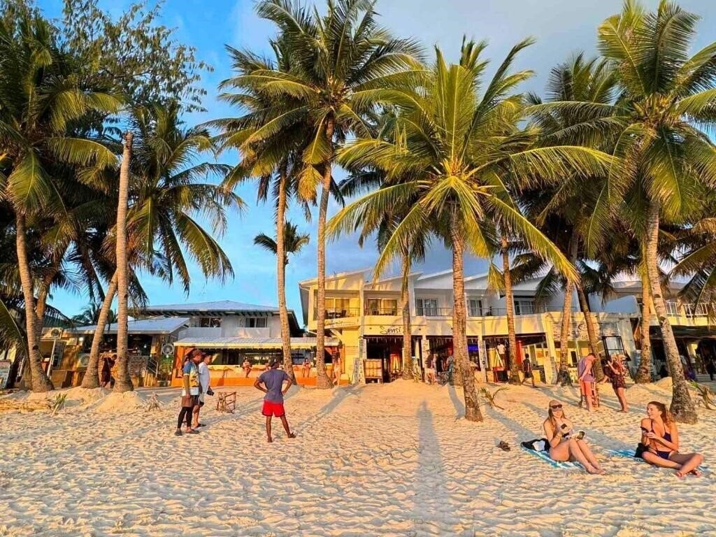 Hotel Calypso Beach & Dive Resort 3*