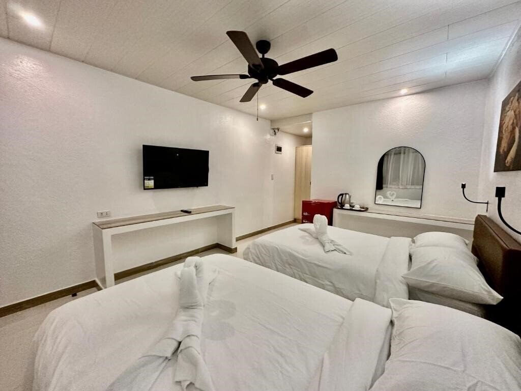 Fotografie Calypso Beach & Dive Resort 3*