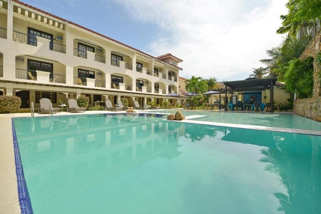Отель Le Soleil De Boracay Beach Resort 4*