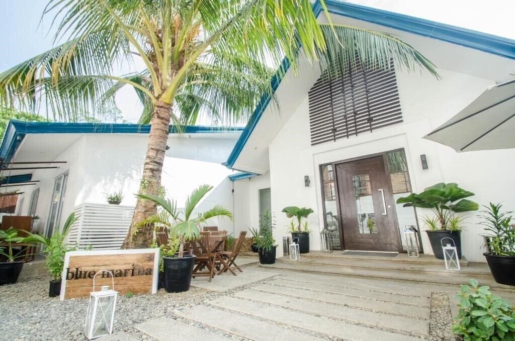 Отель Blue Marina Hotel Boracay 3*