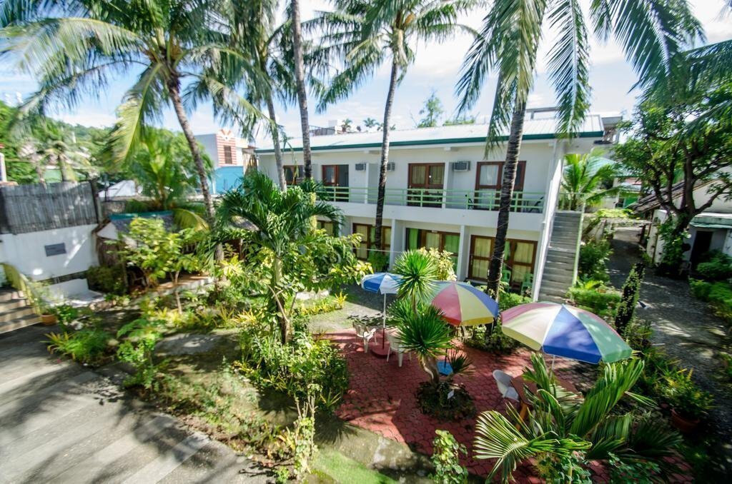 Imaginea Secret Garden Hotel 2*