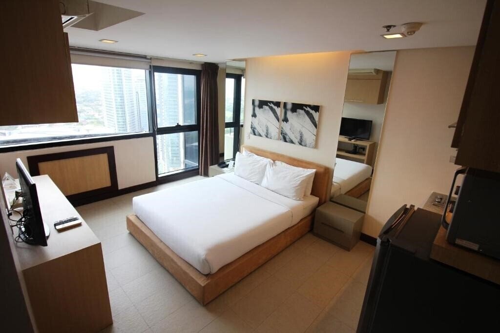 Hotel Bsa Twin Towers 3*