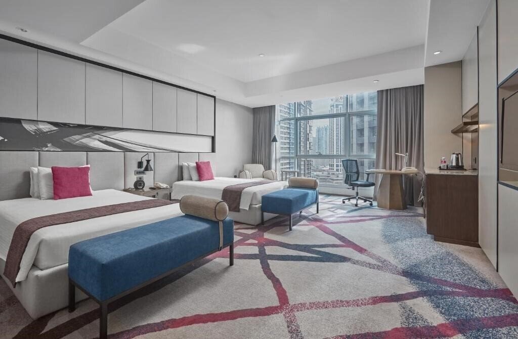 Fotografii Crowne Plaza Galleria 5*