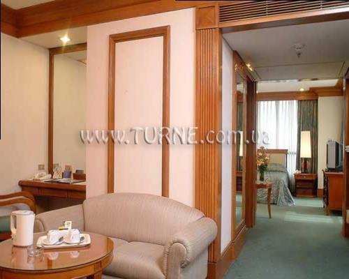 Imaginea Holiday Inn Galleria 4*