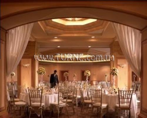 Изображение Traders Hotel Manila 4*