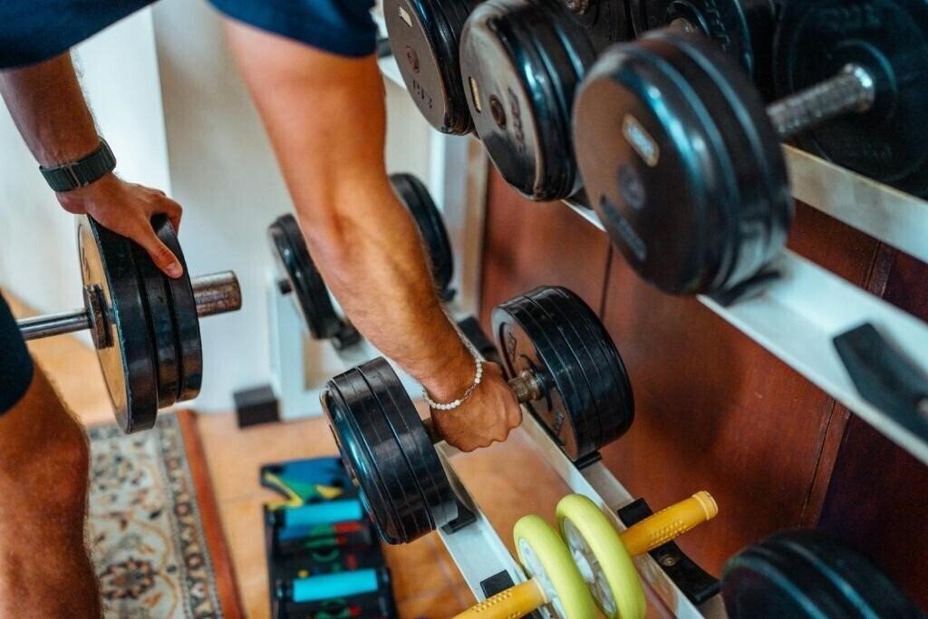 Imaginea Sarrosa International Hotel And Residential Suites 3*