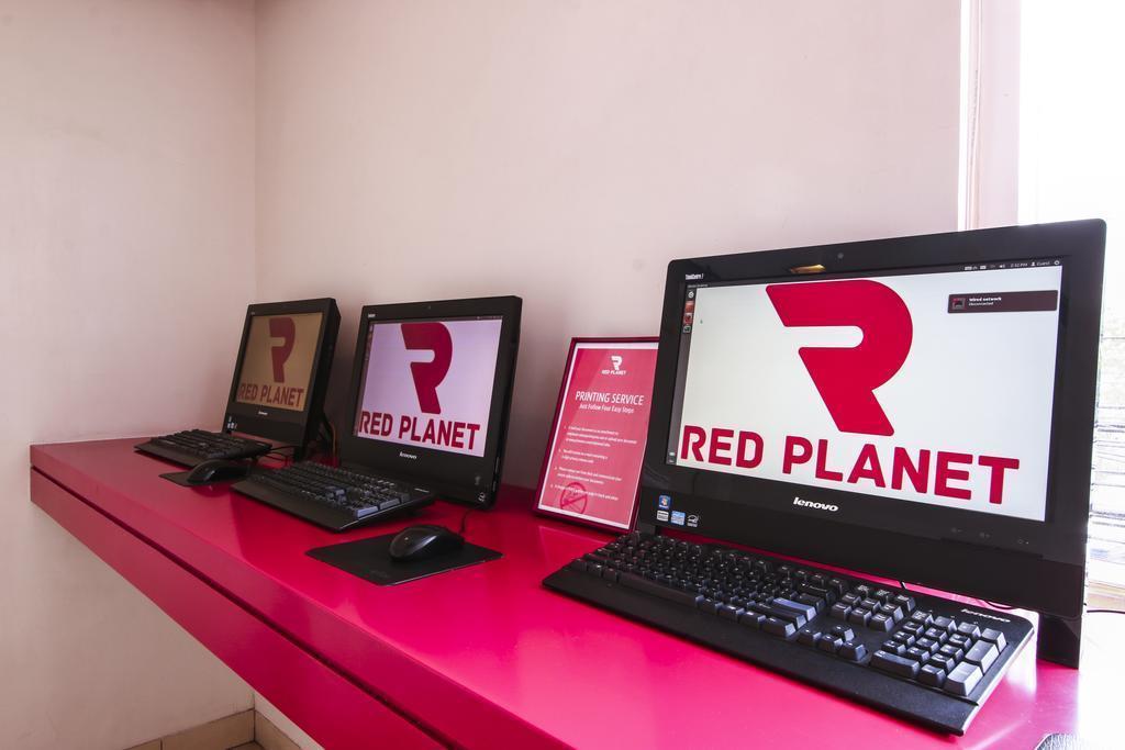 Imaginea Red Planet Hotel Cebu 2*
