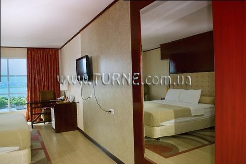 Hotel Days Hotel Mactan Cebu 3*