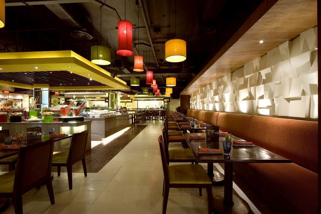 Fotografie Waterfront Cebu City Hotel & Casino 4*