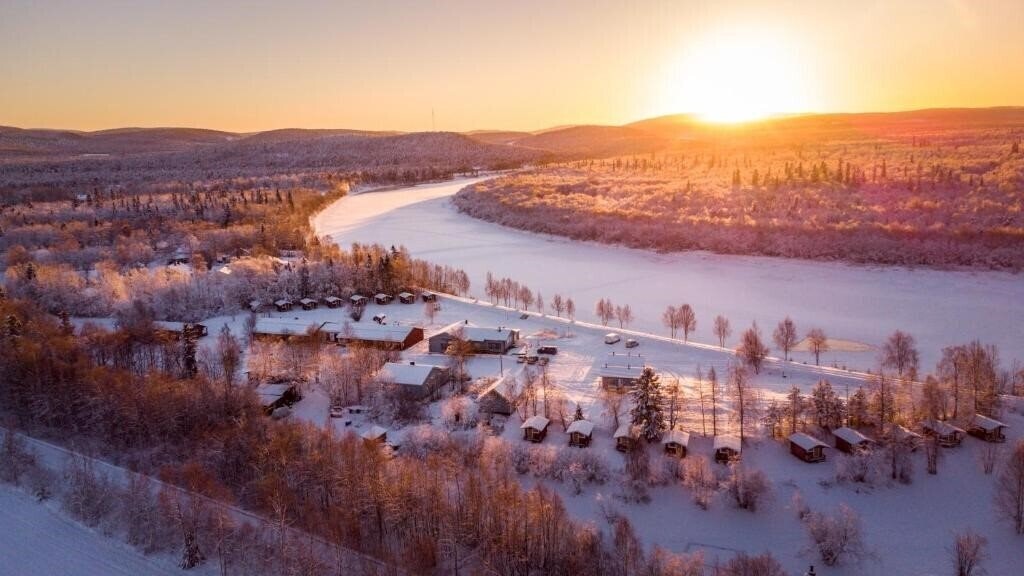 Hotel Arctic River Resort (ex. Arctic River Resort Chalet) 4*