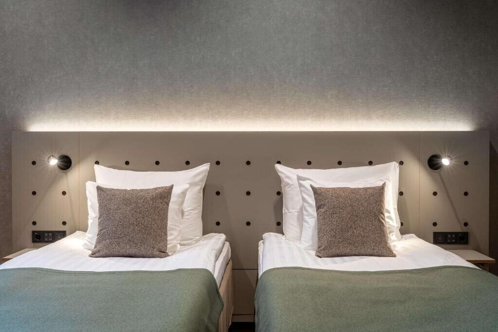 Imaginea Scandic Helsinki Hub 4*