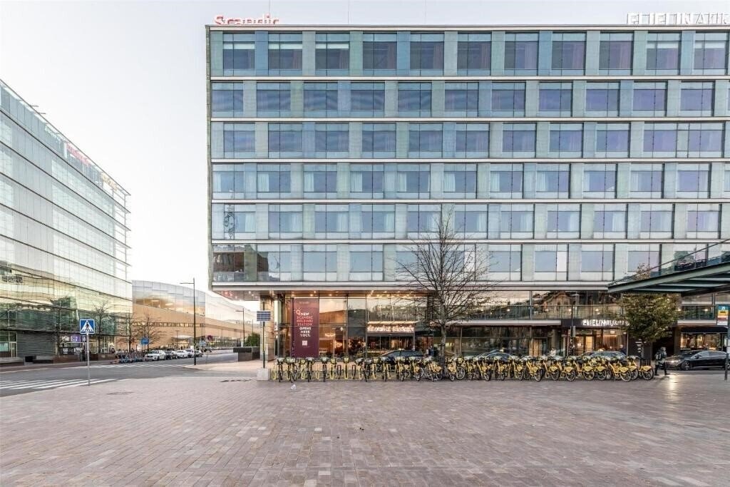 Fotografii Holiday Inn Helsinki City Centre 4*