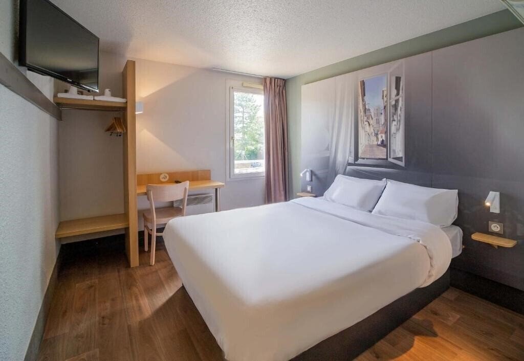 Fotografie B&B Hotel Saint Quentin 2*