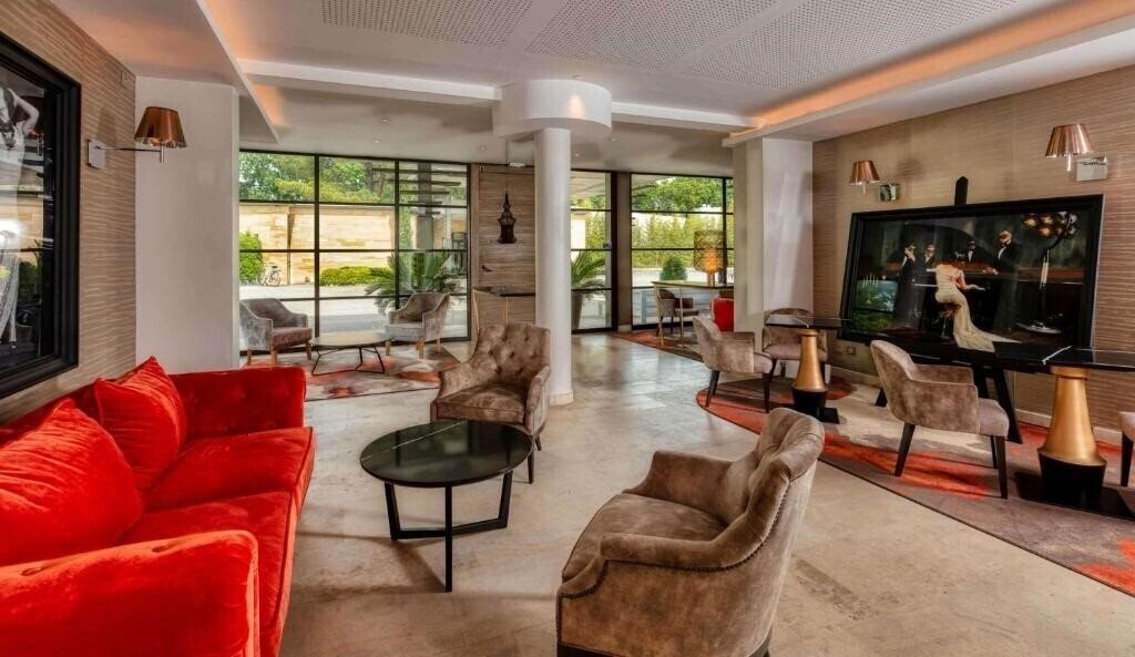 Изображение Best Western Plus Le Lavarin 4*