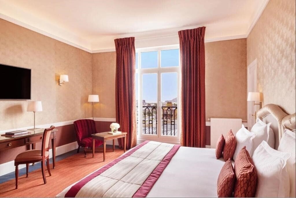 Фото Royal Barriere 4*