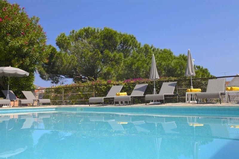Hotel Des Oranges 3*