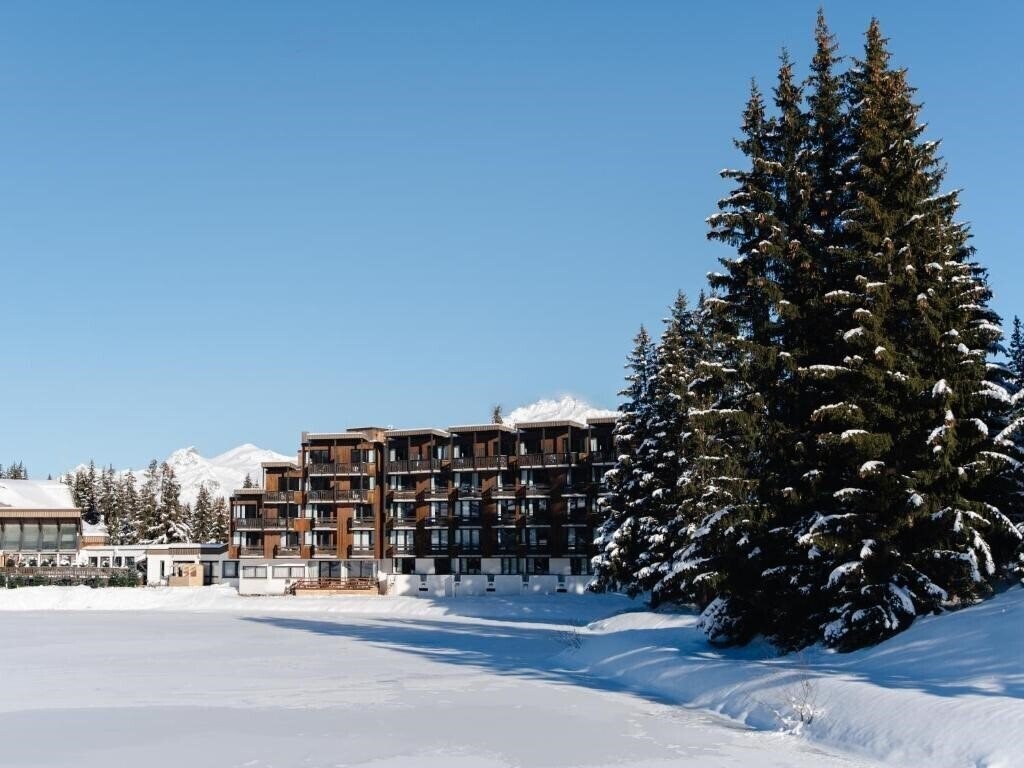 Hotel Lake Hotel Courchevel 1850 4*