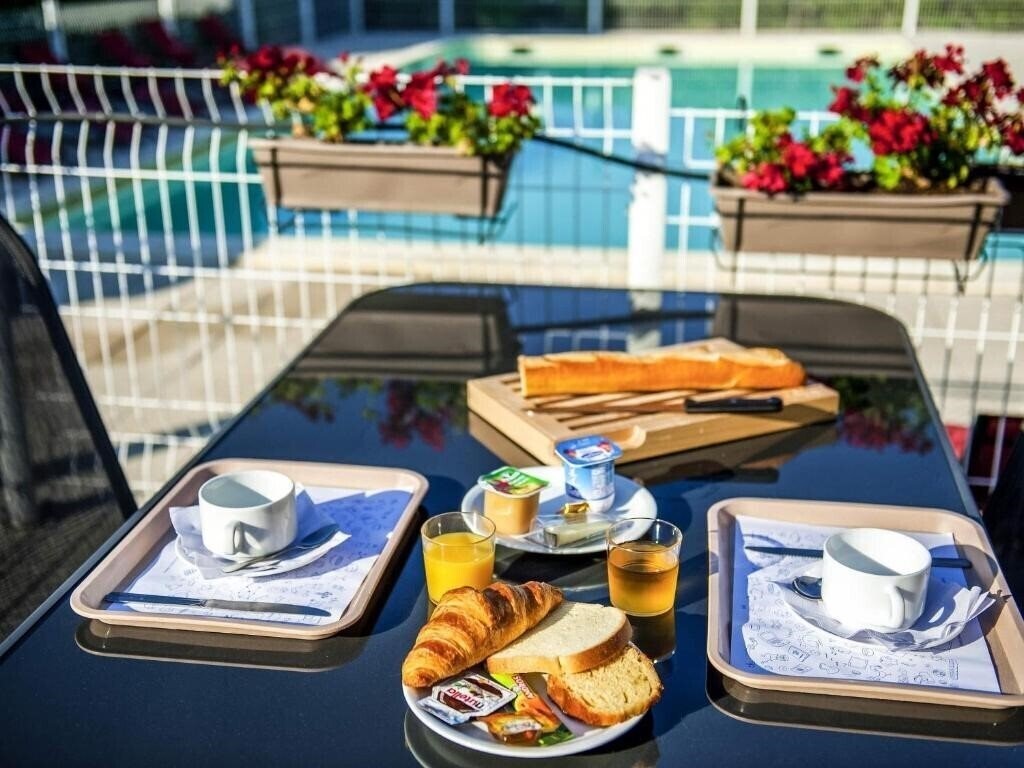 Imaginea Ibis Budget Hyeres Centre Ville 2*