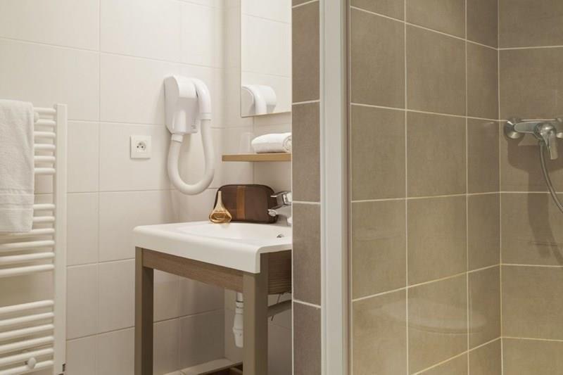 Imaginea Comfort Suites Cannes Mandelieu 3*