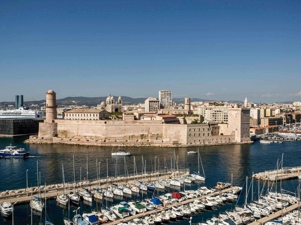 Hotel Sofitel Marseille Vieux Port 5*