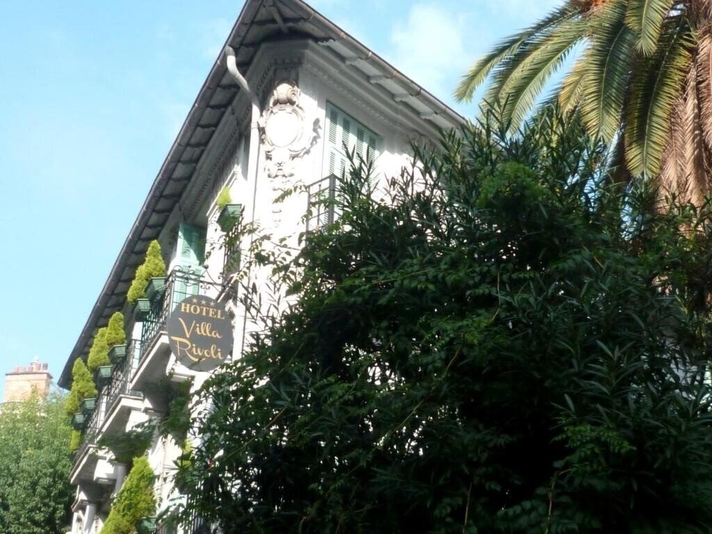 Hotel Villa Rivoli 3*