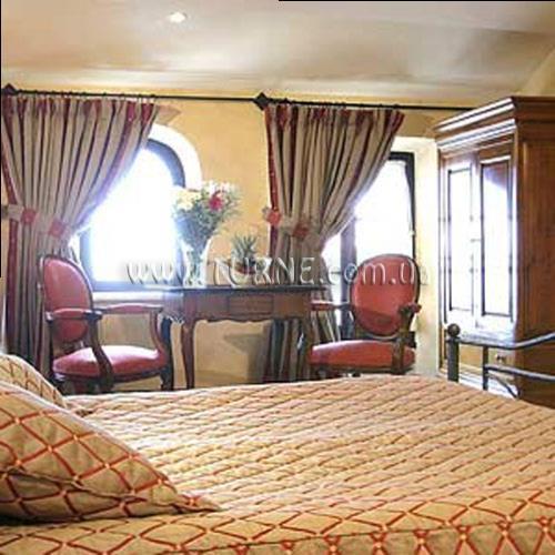 Imaginea Chateau De La Chevre D'or 4*