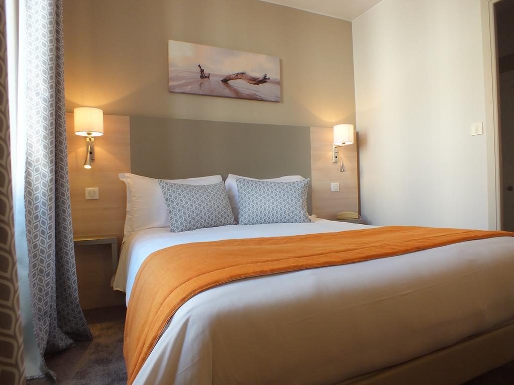 Hotel Du Midi 3*