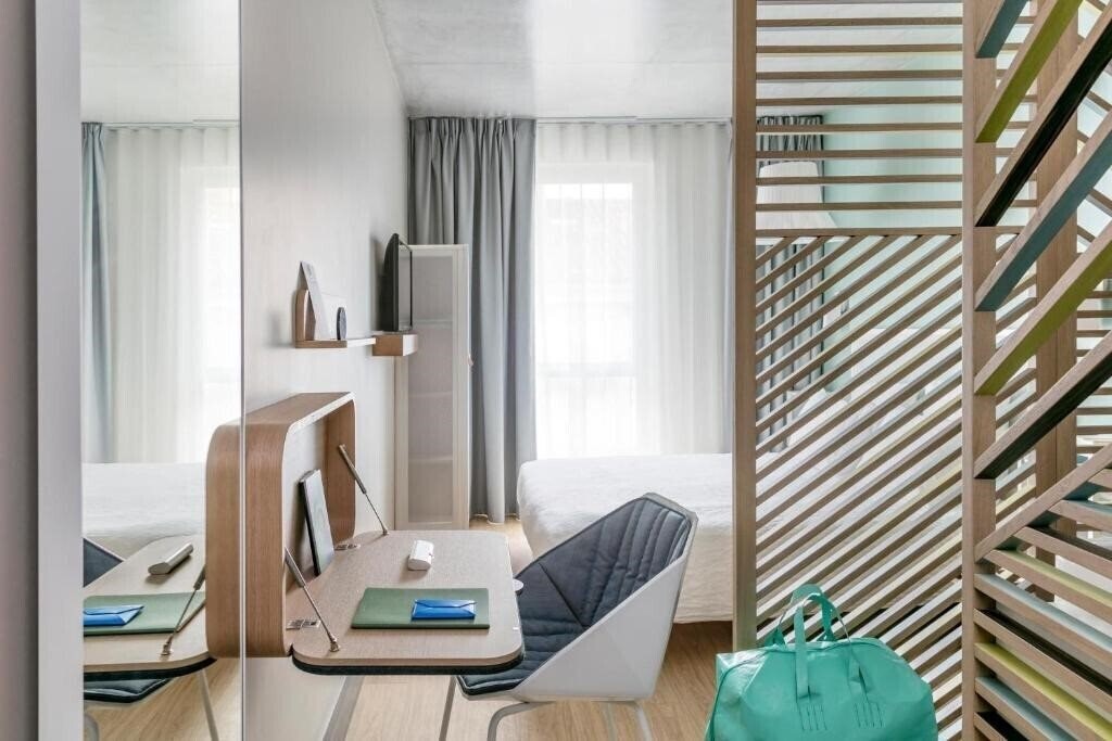 Imaginea Okko Hotels Nice Aeroport 4*