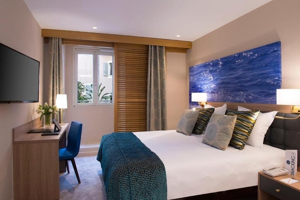 Отель Beau Rivage 4*