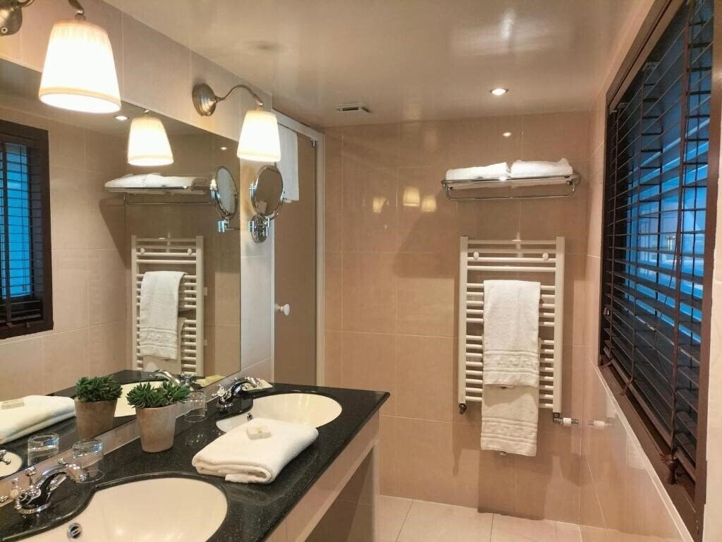 Fotografie Hotel Restaurant La Regence (ex. La Regence) 3*