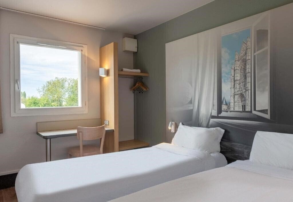 Fotografii B&B Hotel Beauvais 2*