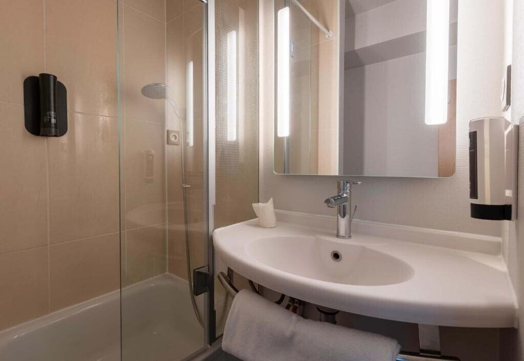 Fotografie B&B Hotel Beauvais 2*