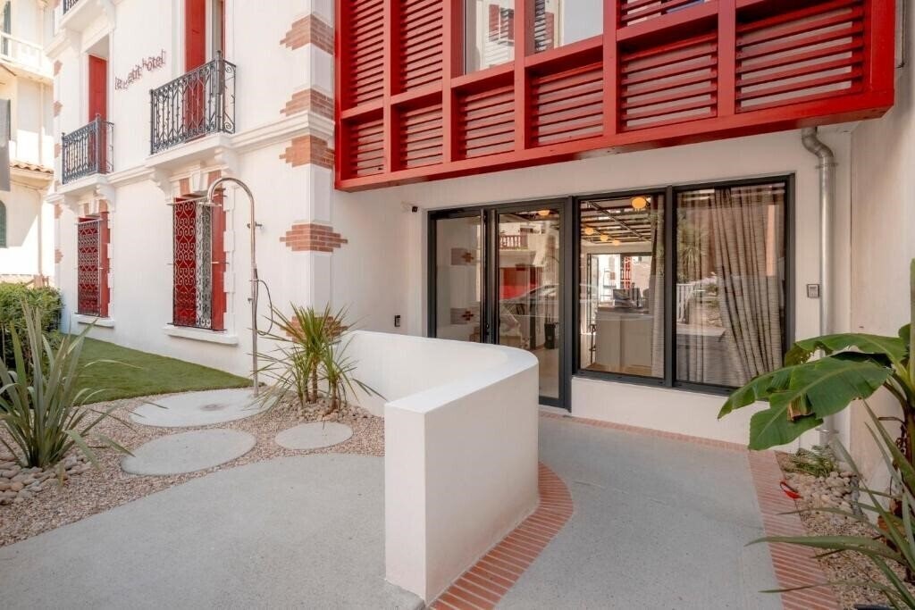 Fotografii Magenta Paris 3*