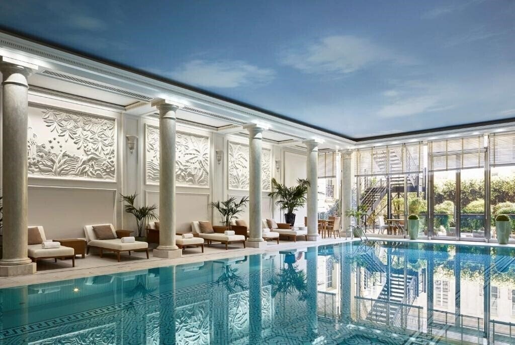 Изображение Shangri-La Hotel Paris 5*