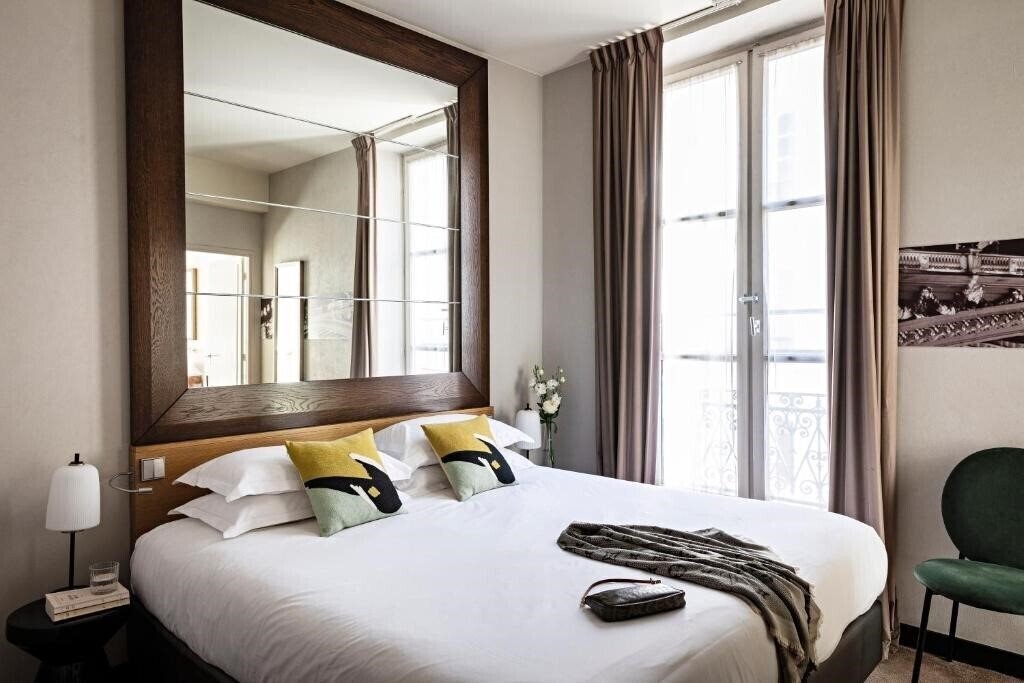 Fotografii Holiday Inn Paris Elysees 4*