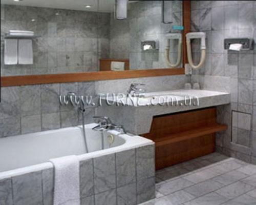 Изображение Best Western Roncerey Opera 4*