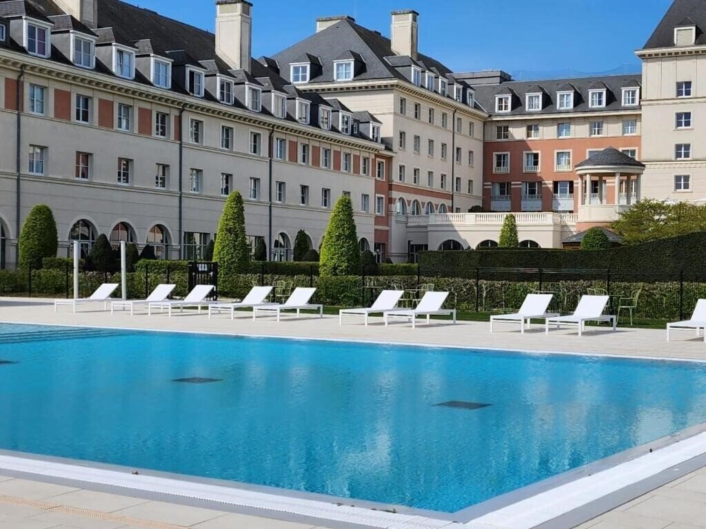 Hotel Vienna House Dream Castle 4*