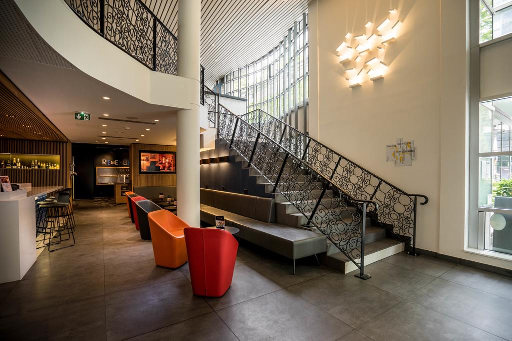 Отель Kyriad Hotel Paris Bercy Village 2*