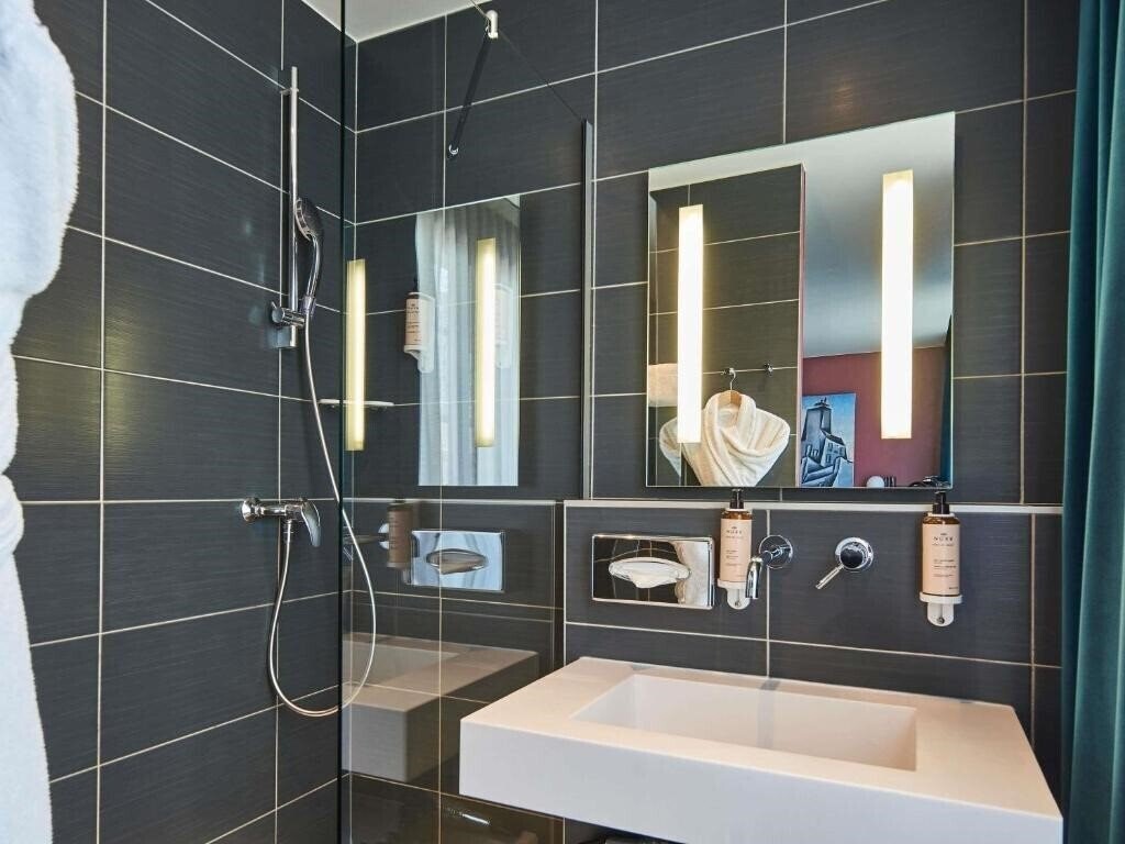 Fotografie Mercure Paris Tour Eiffel Pont Mirabeau 4*