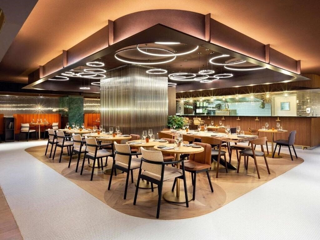 Imaginea Pullman Paris Montparnasse 4*